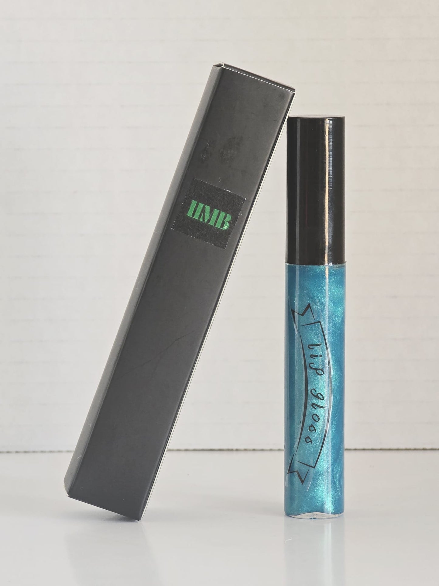 Lip Gloss (w/ applicator)
