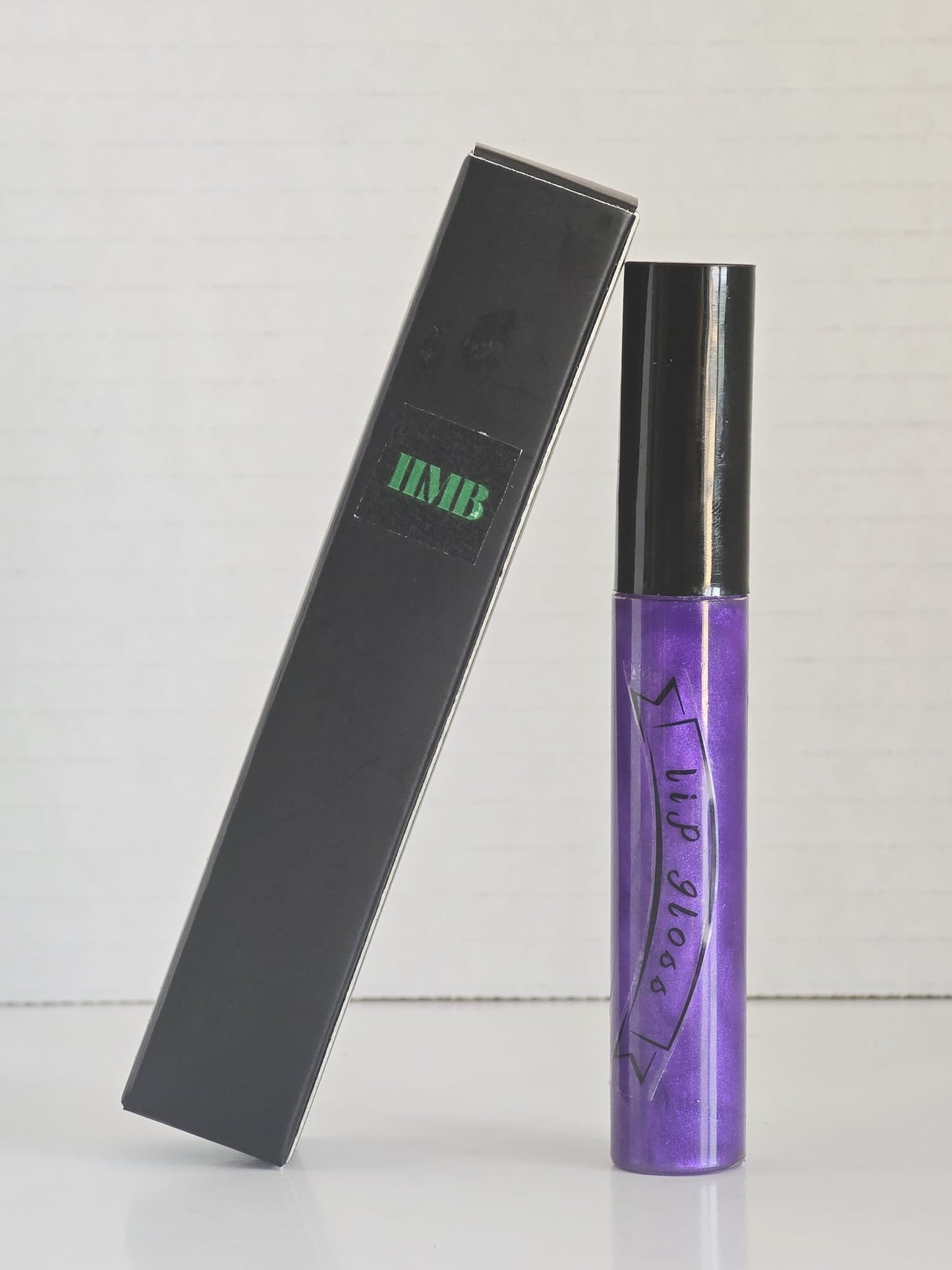 Lip Gloss (w/ applicator)
